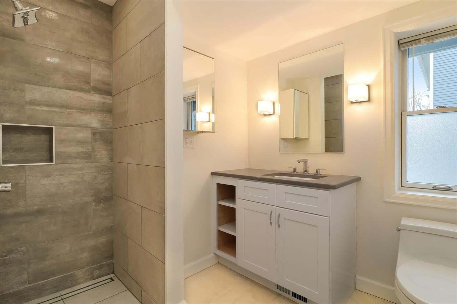 710 Miller Avenue, Unit 1 Ann Arbor, MI 48103 - Photo 19 of 25 20231013064840279327000000-o