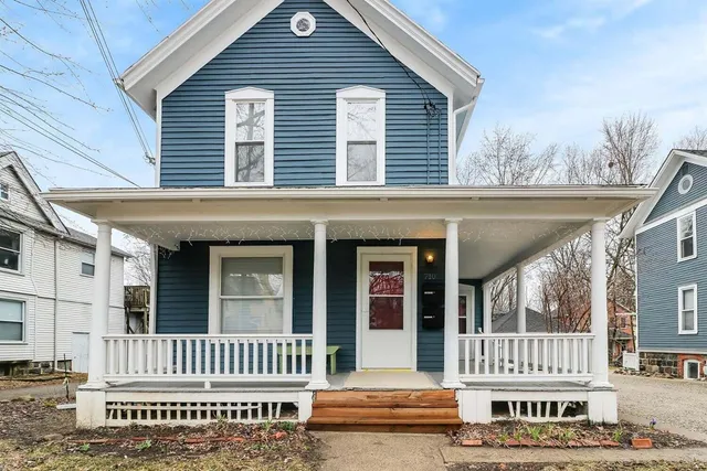 $2,600 | 710 Miller Avenue, Unit 1, Ann Arbor, MI 48103