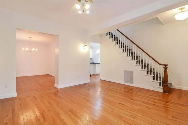 $2,600 | 710 Miller Avenue, Unit 1, Ann Arbor, MI 48103