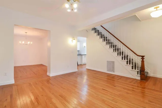 $2,600 | 710 Miller Avenue, Unit 1, Ann Arbor, MI 48103