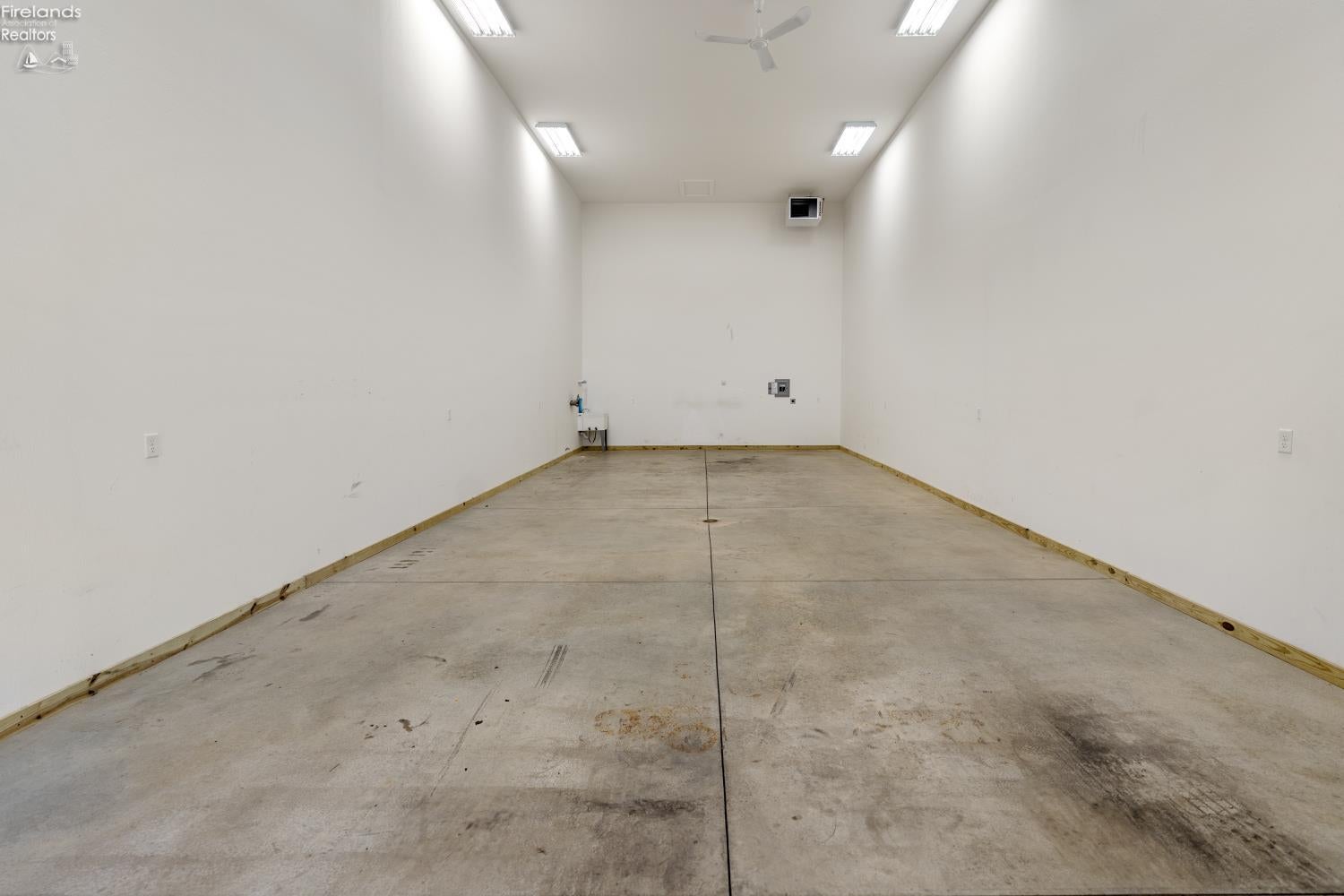 764 Southeast Catawba Road, Unit 98 Port Clinton, OH 43452 - Photo 6 of 11 Gallery Image 6