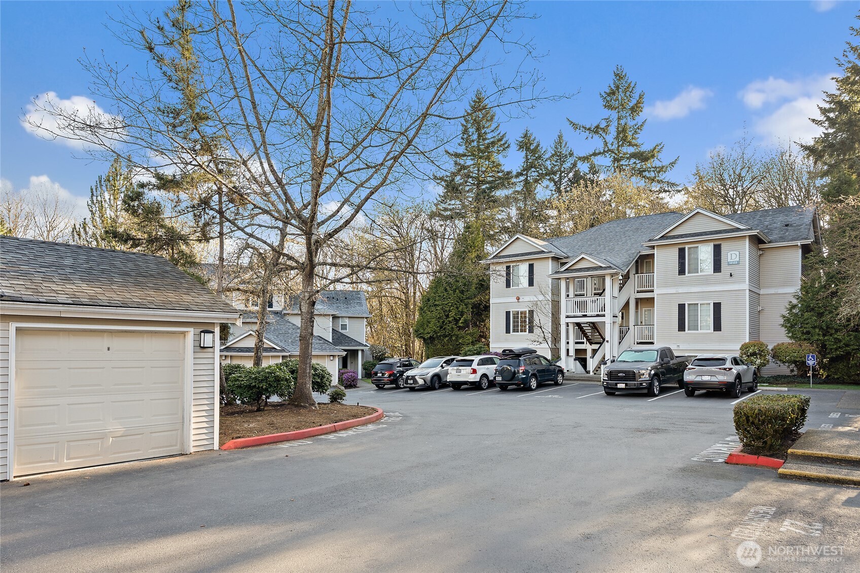 12122 Northeast 171st Place, Unit D201 Bothell, WA 98011 - Photo 30 of 33