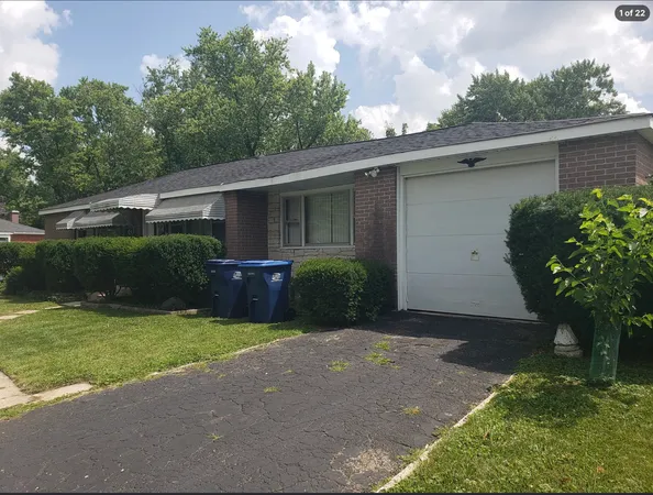 $2,250 | 20821 Dogwood Street, Deerfield, IL 60015