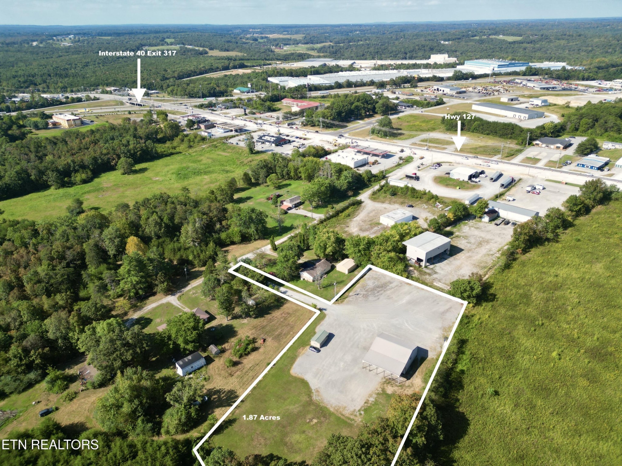 165 Ramey Road Crossville, TN 38571 - Photo 1 of 24 Gallery Image 1