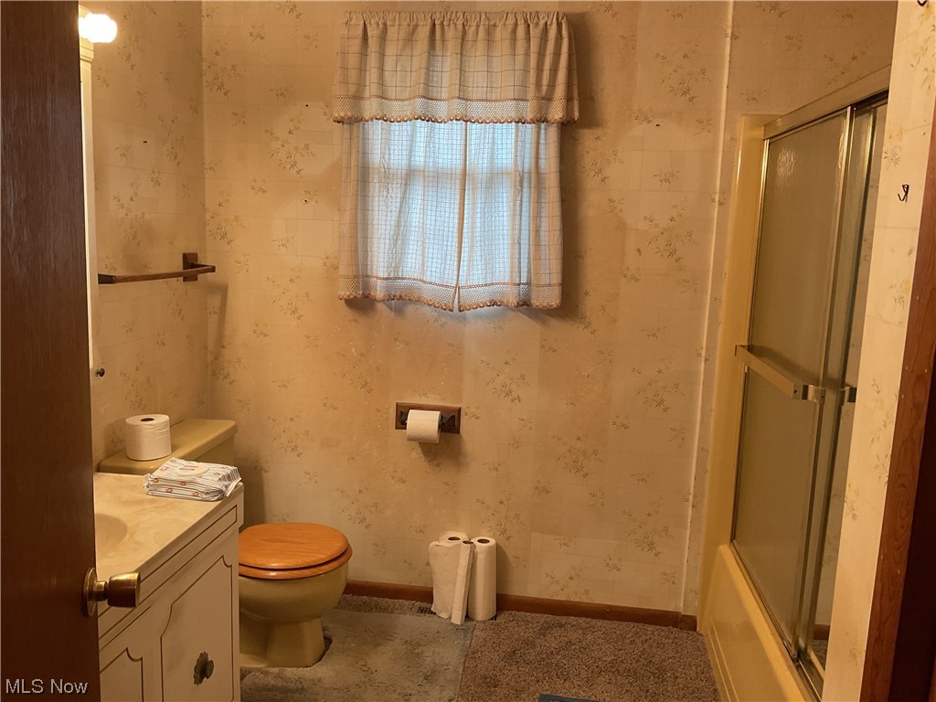 5417 Gillespie Run Road Harrisville, WV 26362 - Photo 11 of 20 Bathroom