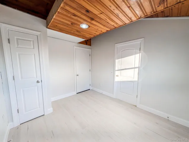 $529,999 | 20 Ridge Haven Drive, Ridge, NY 11961