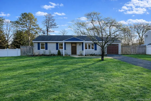 $529,999 | 20 Ridge Haven Drive, Ridge, NY 11961