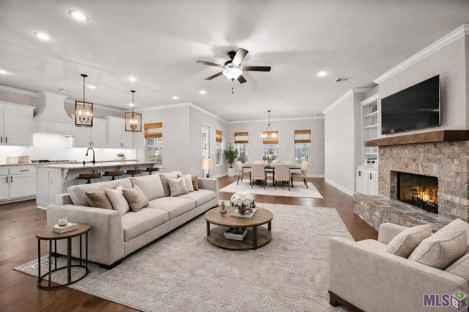 23373 Cypress Cove Springfield, LA 70462 - Photo 5 of 51