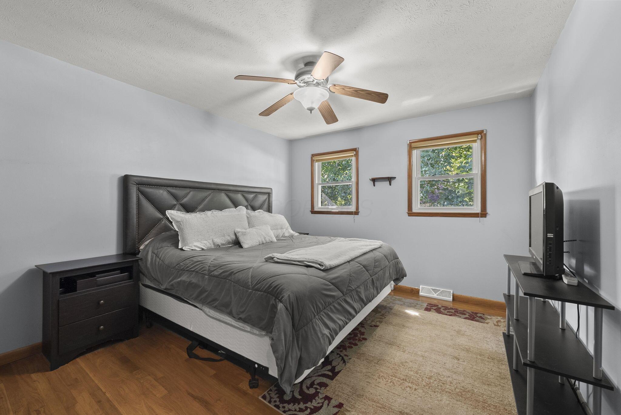 529 Spring Street Lancaster, OH 43130 - Photo 11 of 39 24-web-or-mls-DSC02745