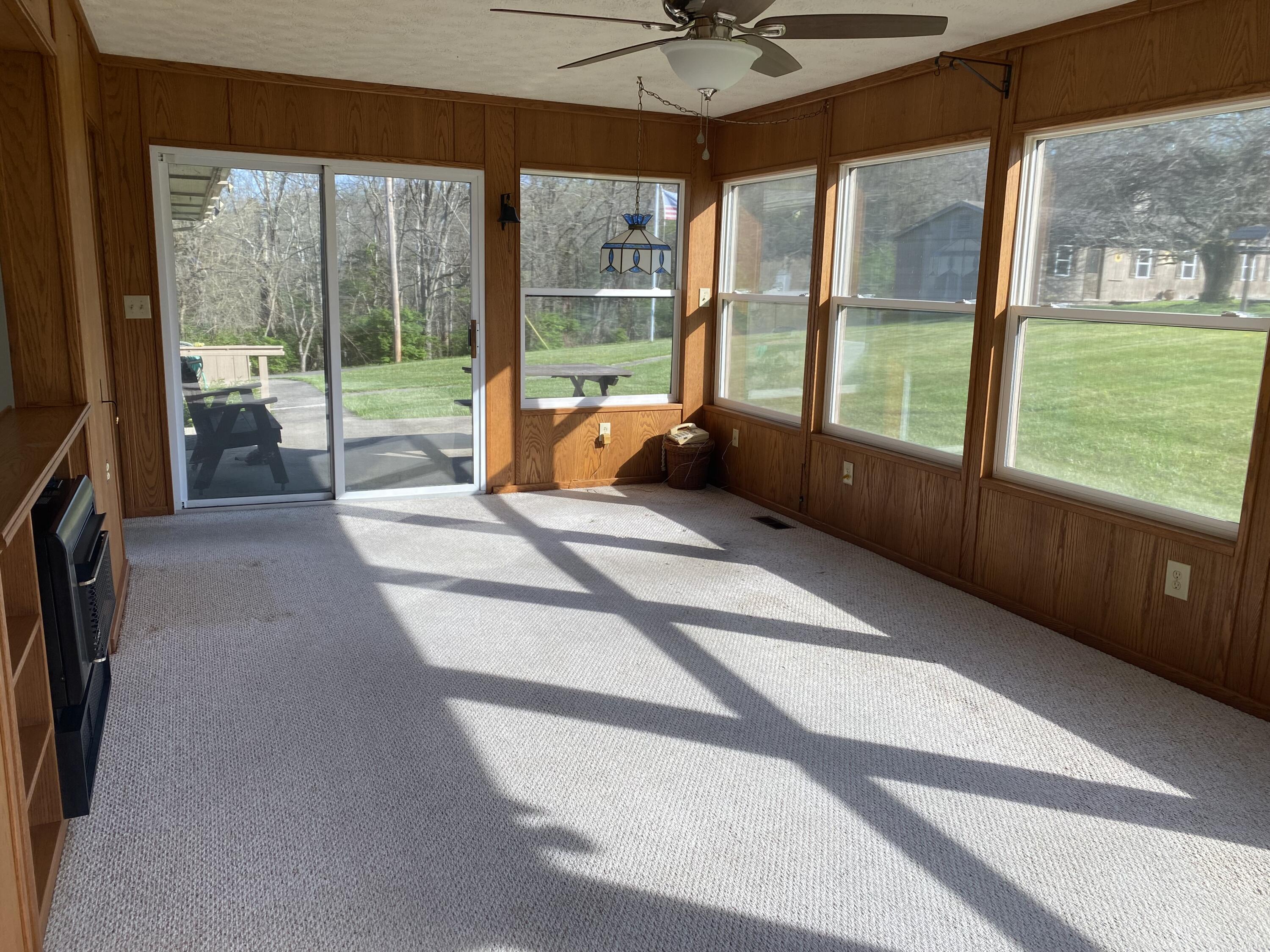 610 Old Ruckerville Road Winchester, KY 40391 - Photo 21 of 36 Sunroom