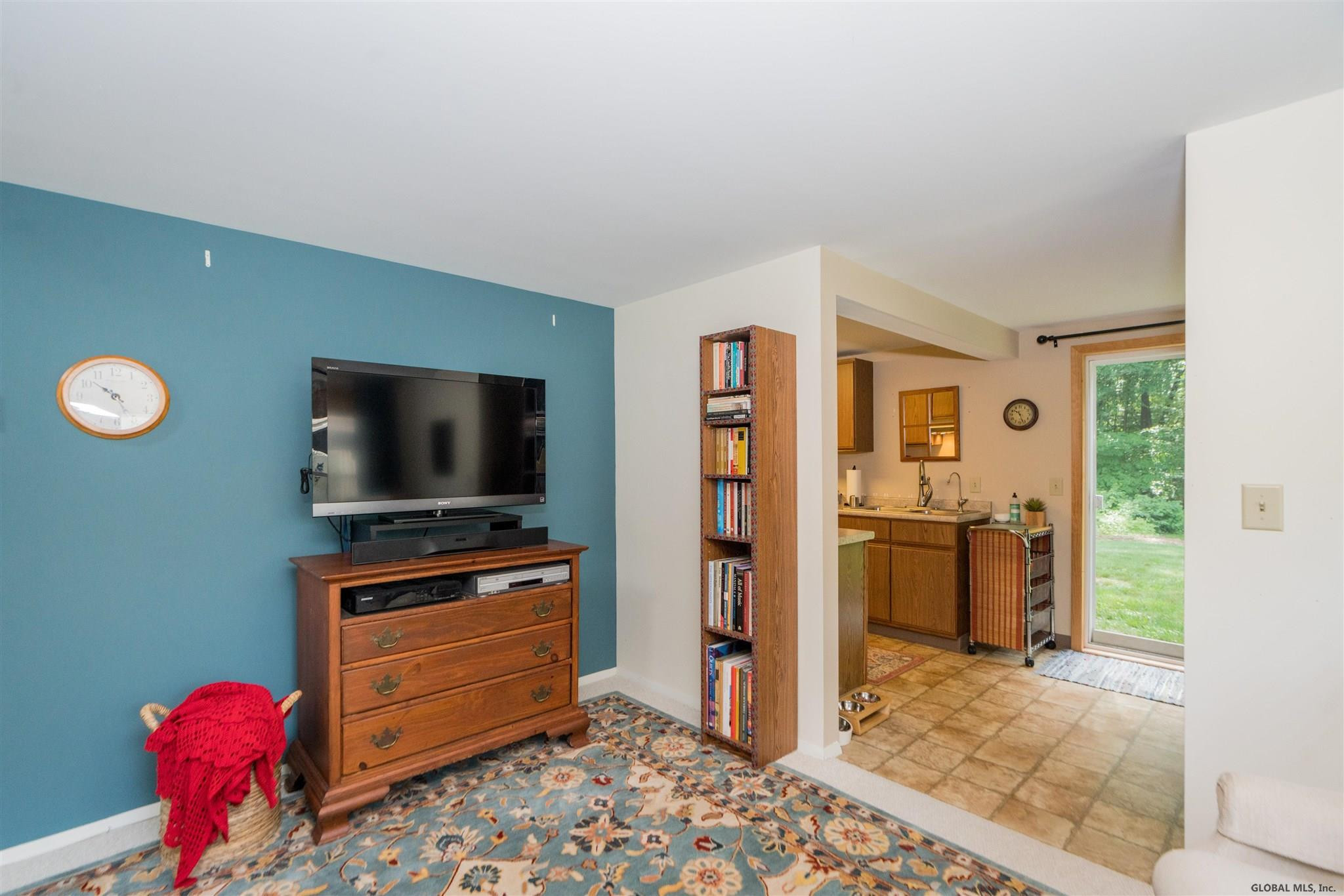 27 Thimbleberry Road Malta, NY 12020 - Photo 9 of 37 Photo 9