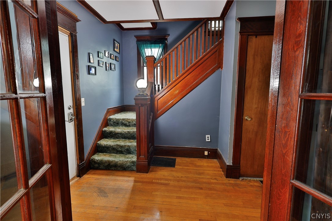 23 Union Street Auburn, NY 13021 - Photo 4 of 39 Entry and front stairway