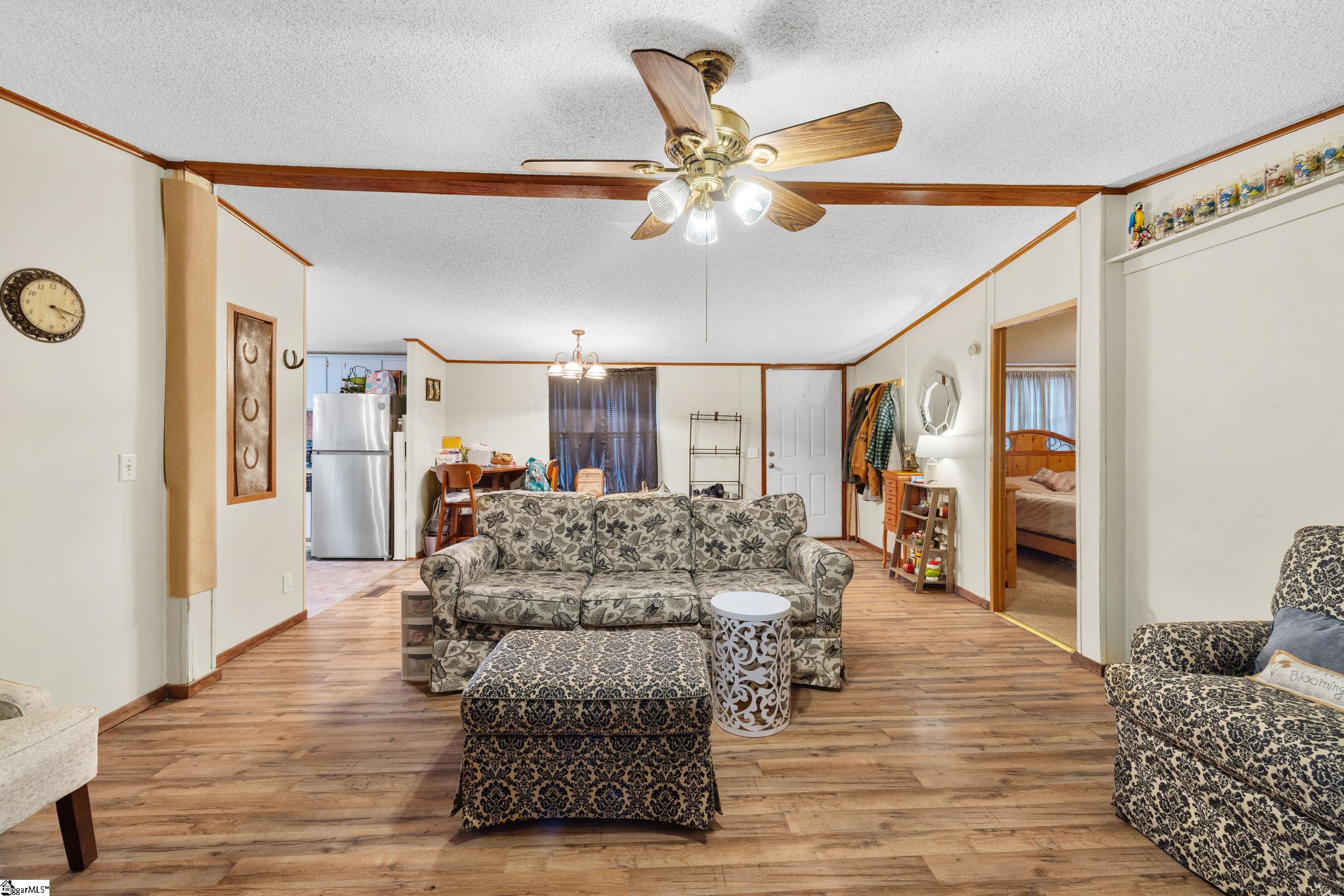 589 Ross Hill Road Gaffney, SC 29341 - Photo 3 of 23