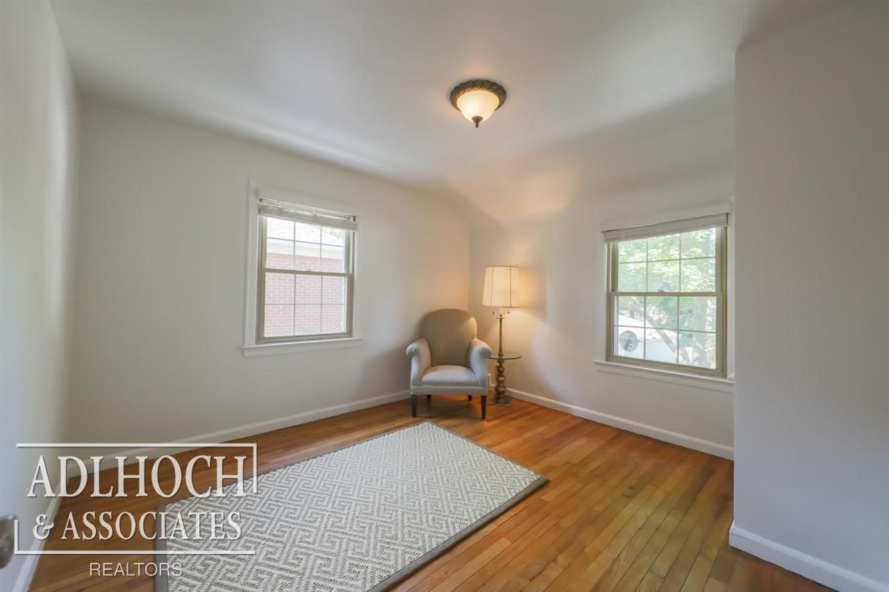 432 Maison Road Grosse Pointe Farms, MI 48236 - Photo 23 of 35