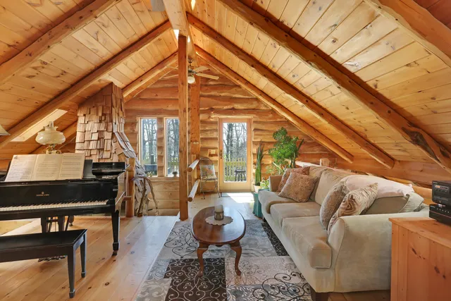 $879,900 | 2655 County Road 550 East, Mahomet, IL 61853