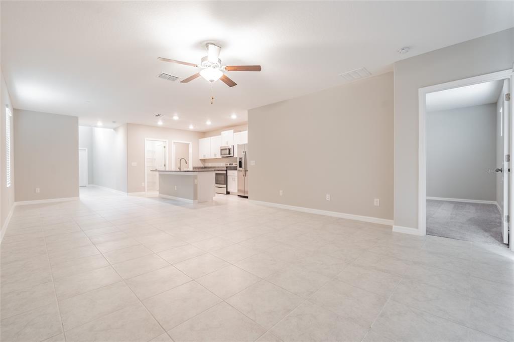 31807 Barrel Wave Way Wesley Chapel, FL 33545 - Photo 39 of 61