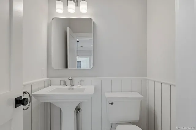 $1,150,000 | 5 Ketcham Place, Melville, NY 11747