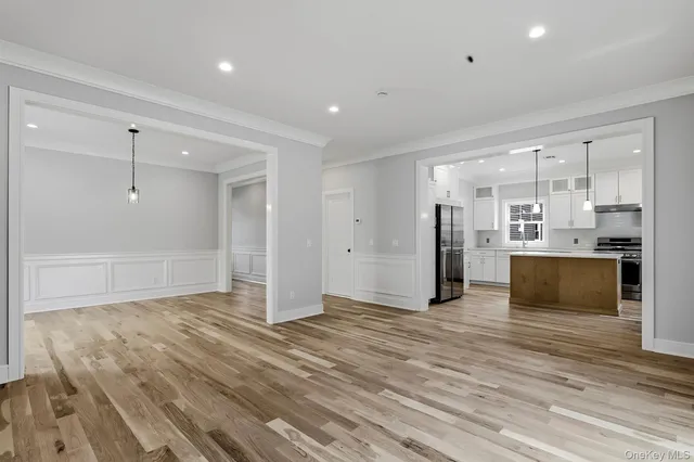 $1,150,000 | 5 Ketcham Place, Melville, NY 11747