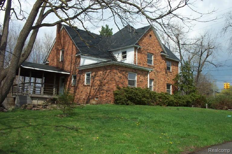 3 South Baldwin Road Oxford, MI 48371 - Photo 2 of 2 Spring back