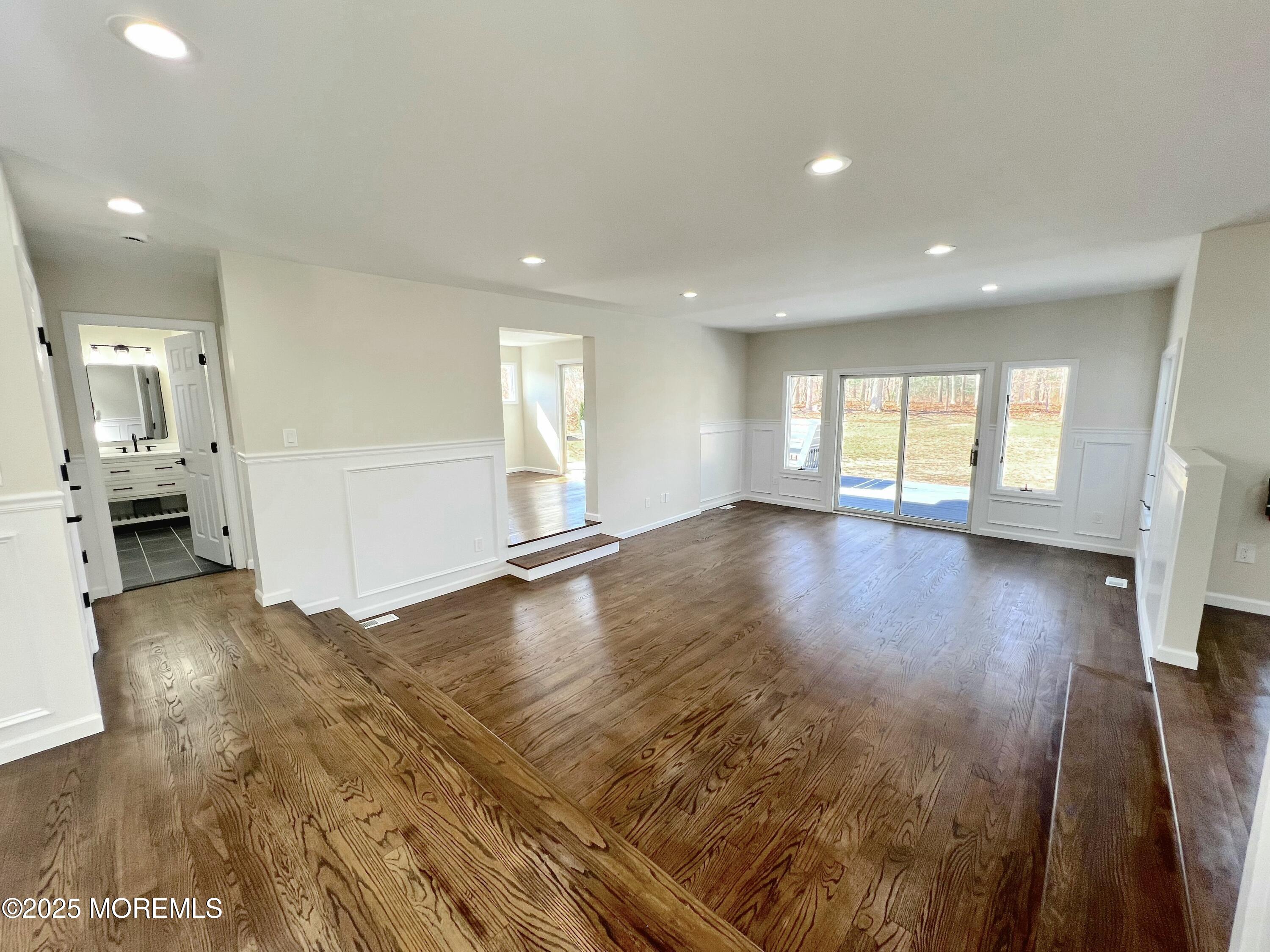155 Hamilton Road Tinton Falls, NJ 07724 - Photo 7 of 49 Living Room