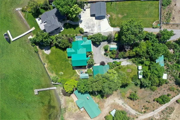 $848,000 | 104 C Westlake Road, Oroville, WA 98844
