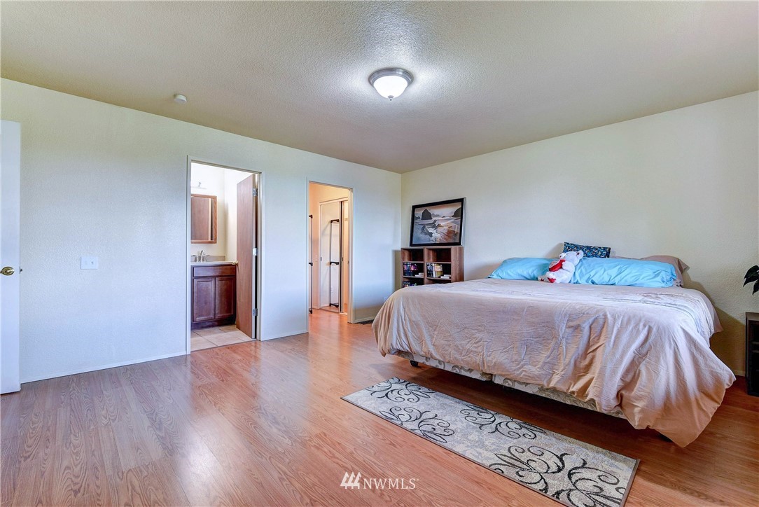 7708 Upper Ridge Road Everett, WA 98203 - Photo 16 of 24