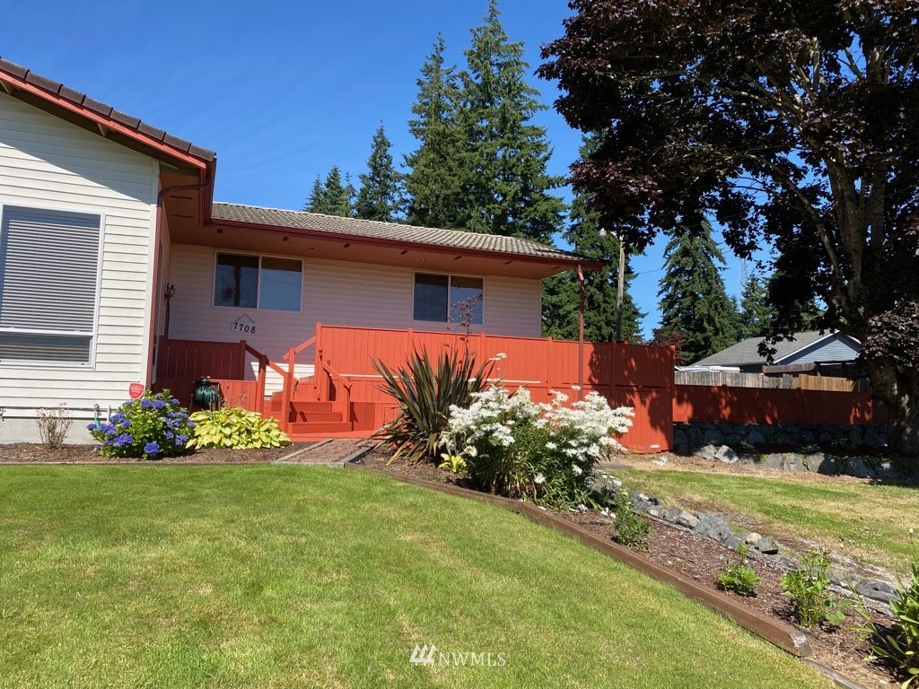 7708 Upper Ridge Road Everett, WA 98203 - Photo 23 of 24