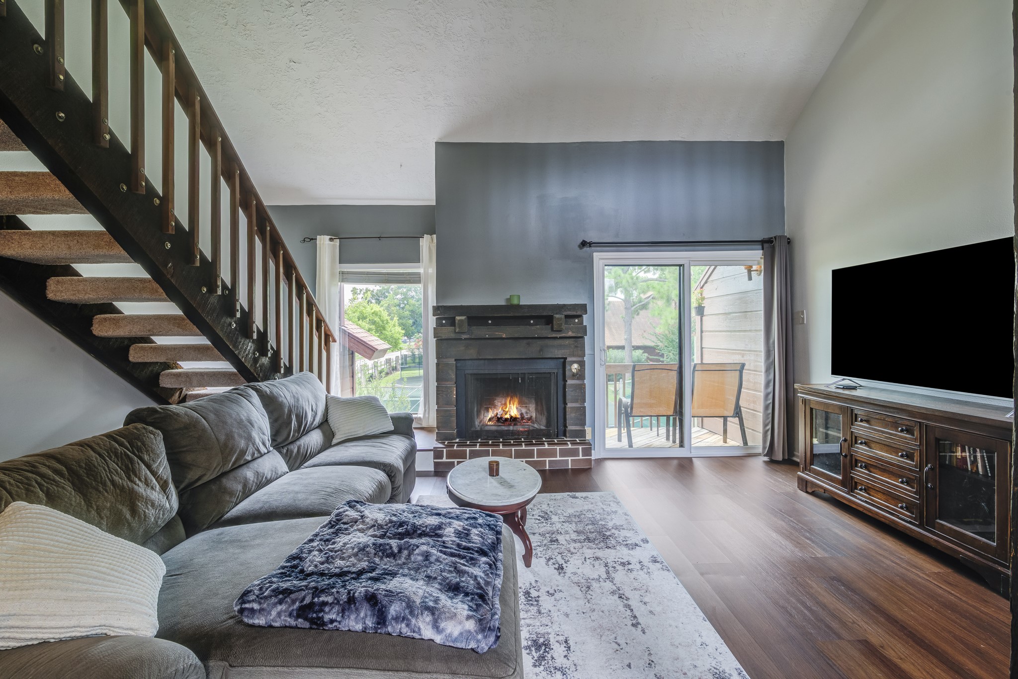 671 Davis Road League City, TX 77573 - Photo 8 of 34 a living room with furniture and a flat screen tv