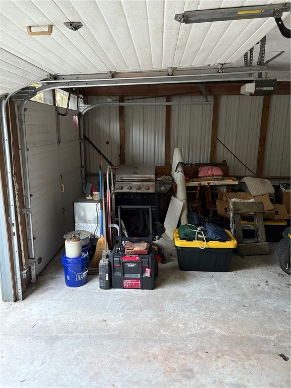 5802 River Trail Blackshear, GA 31516 - Photo 32 of 41 More storage