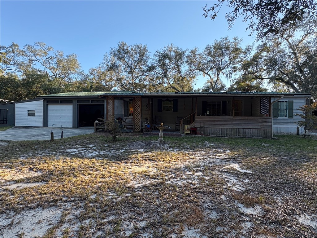 5802 River Trail Blackshear, GA 31516 - Photo 7 of 41 Front of home