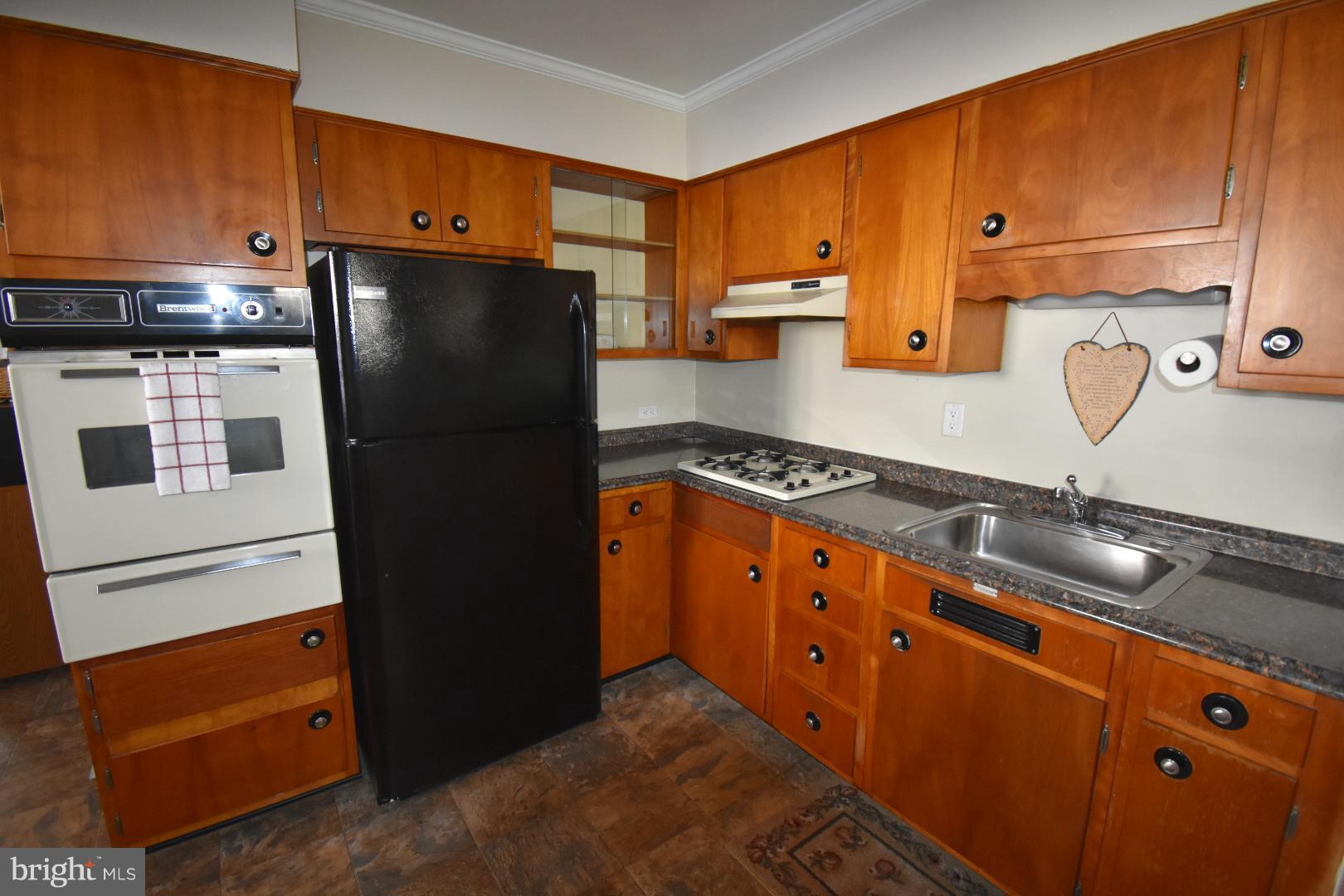 3432 Cornwall Road Baltimore, MD 21222 - Photo 22 of 29 Kitchen
