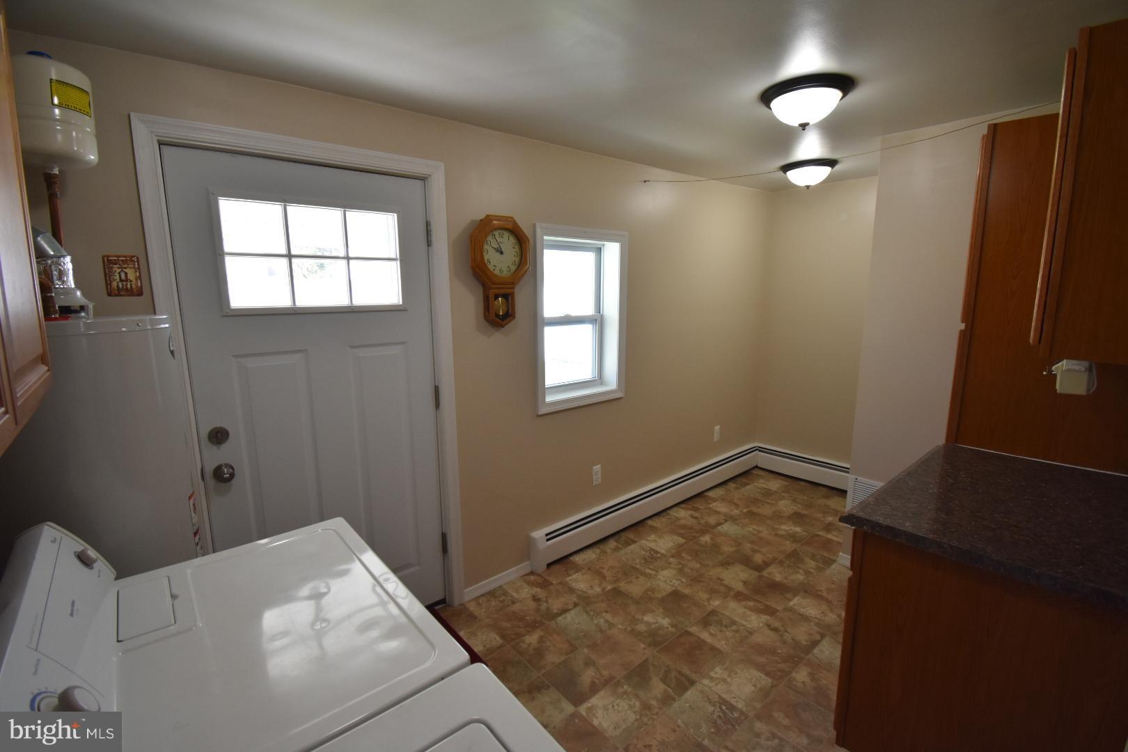 3432 Cornwall Road Baltimore, MD 21222 - Photo 25 of 29 Laundry room