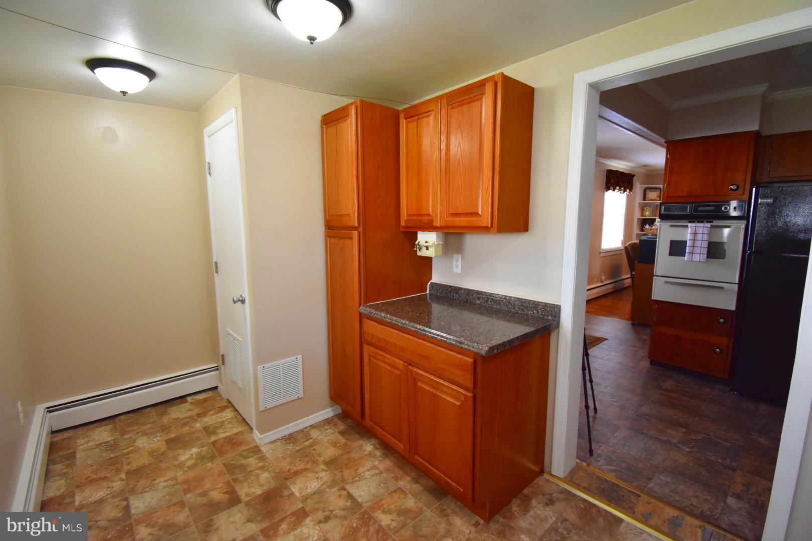 3432 Cornwall Road Baltimore, MD 21222 - Photo 26 of 29 Laundry room