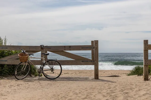 $1,399,000 | 138 A Montauk Highway, Westhampton, NY 11977