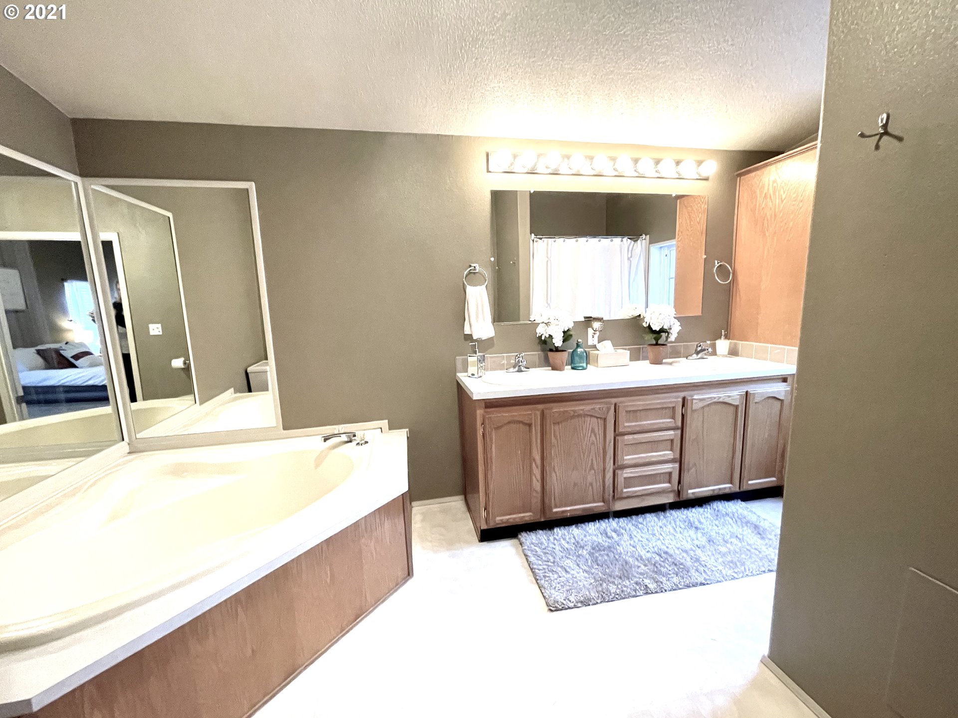27503 Northeast Nates Road Yacolt, WA 98675 - Photo 14 of 27 Gallery Image 14