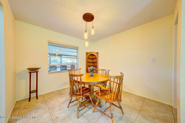 a view of entrance door of the house