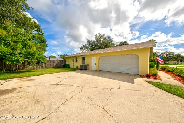 $330,000 | 4610 Dunsford Road, Titusville, FL 32796