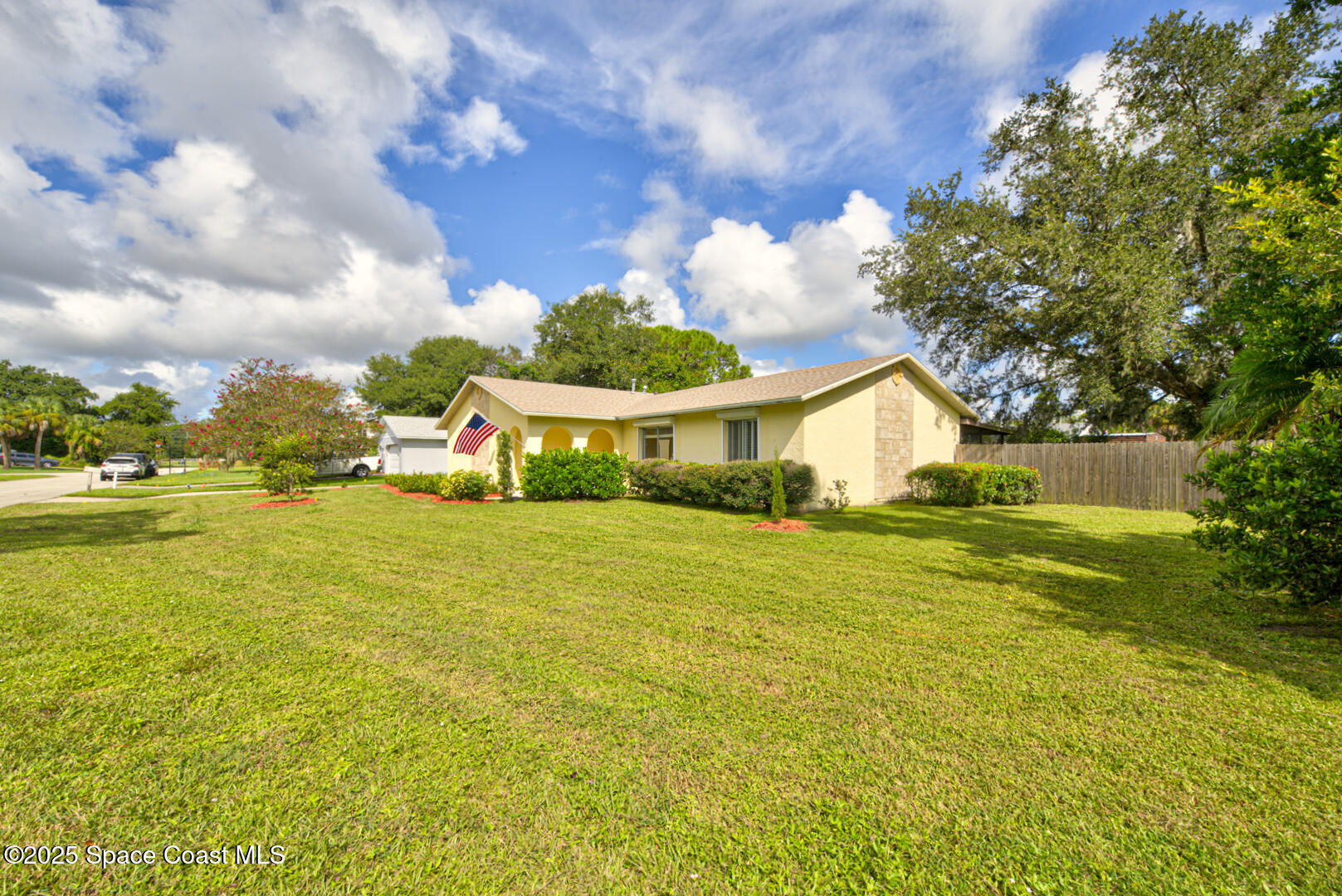 4610 Dunsford Road Titusville, FL 32796 - Photo 28 of 28 front yard right