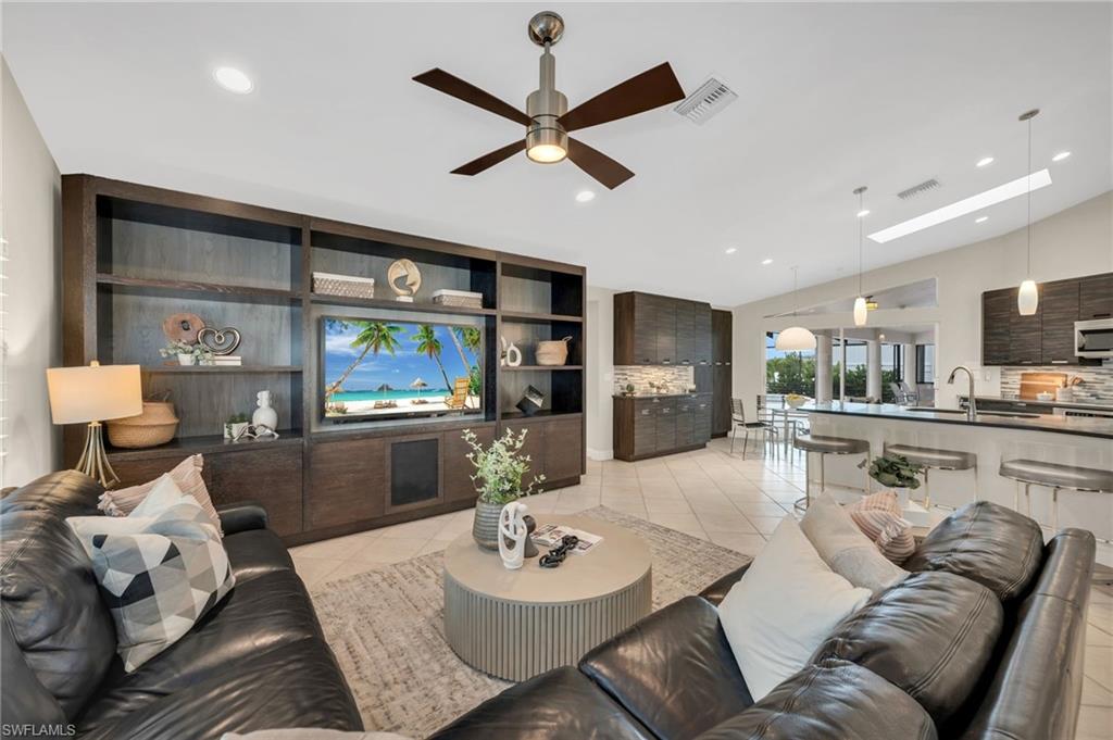 404 Bayside Avenue Naples, FL 34108 - Photo 15 of 30