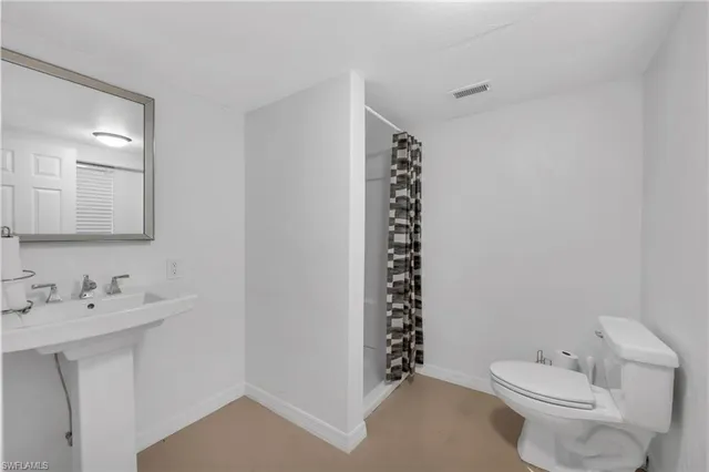 $3,199,999 | 404 Bayside Avenue, Naples, FL 34108