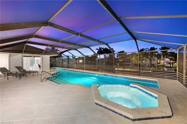 $3,199,999 | 404 Bayside Avenue, Naples, FL 34108