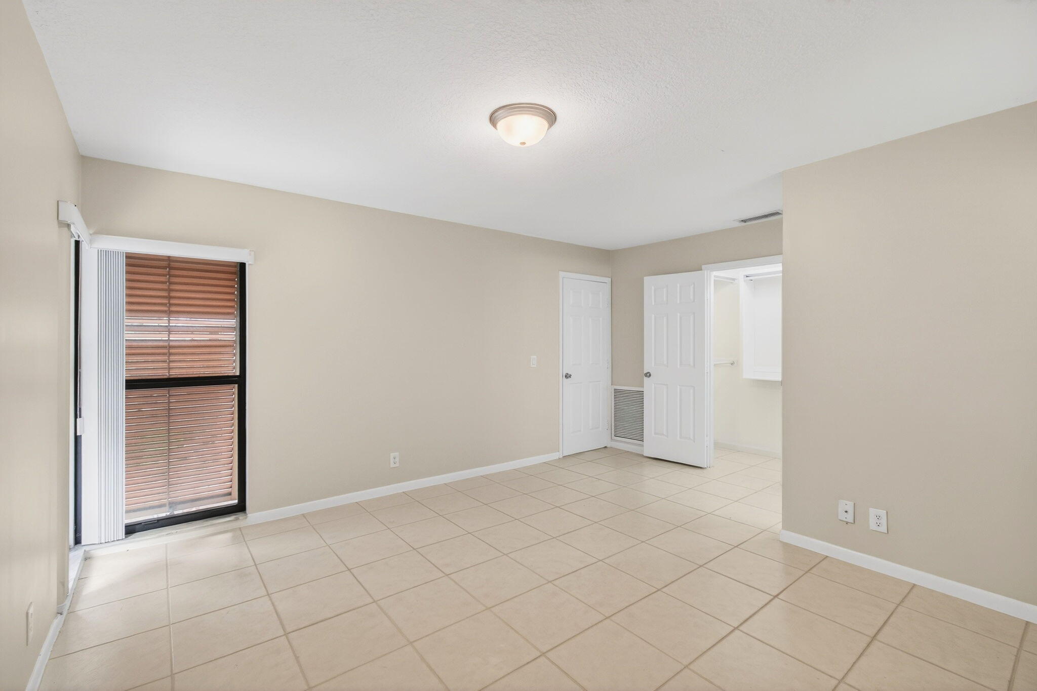 3939 Northeast 5th Avenue, Unit B201 Boca Raton, FL 33431 - Photo 29 of 53 43-web-or-mls-DSC_4562