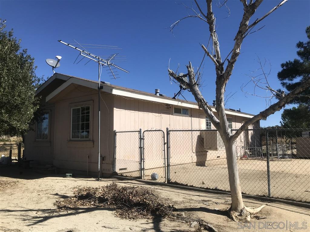 37839 Moon Valley Road Boulevard, CA 91905 - Photo 5 of 25
