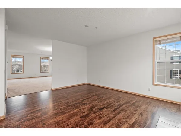 $2,600 | 9995 Wildflower Drive, Eden Prairie, MN 55347