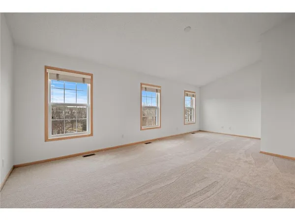$2,600 | 9995 Wildflower Drive, Eden Prairie, MN 55347