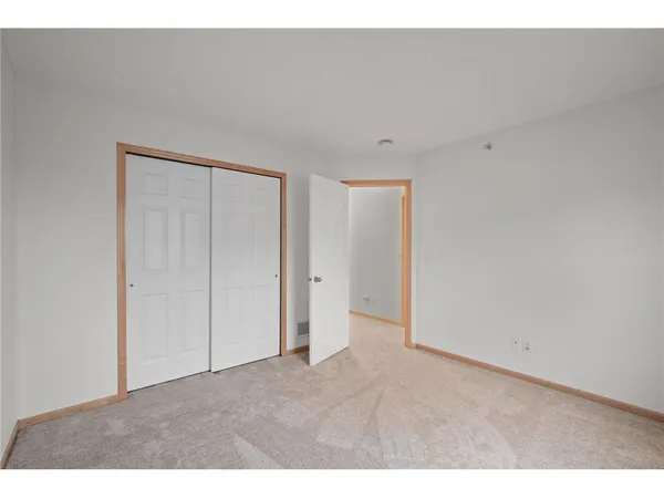 $2,600 | 9995 Wildflower Drive, Eden Prairie, MN 55347