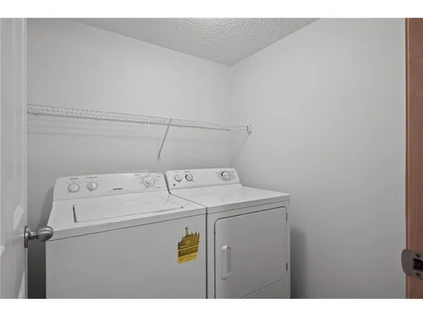 $2,600 | 9995 Wildflower Drive, Eden Prairie, MN 55347