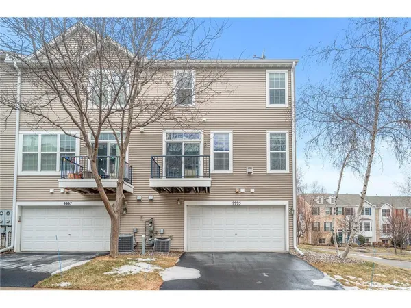 $2,600 | 9995 Wildflower Drive, Eden Prairie, MN 55347
