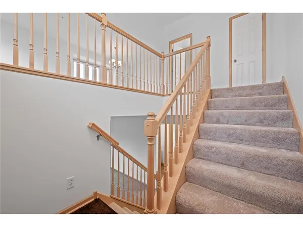 $2,600 | 9995 Wildflower Drive, Eden Prairie, MN 55347