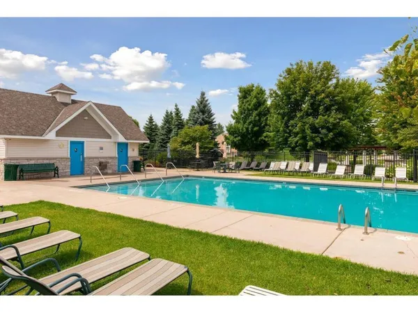 $2,600 | 9995 Wildflower Drive, Eden Prairie, MN 55347